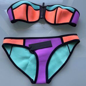 TRIANGL Bikini (Lily- Blueberry Burst)